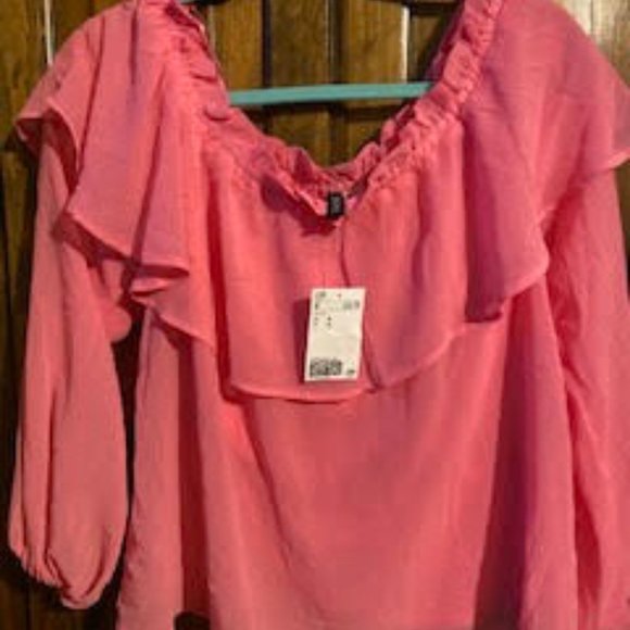 Pink Blouse - Picture 2 of 4